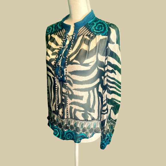 Alberto Makali 100% Silk Zebra & Blue Paisley Print Lace-Up Top Size Medium - Picture 5 of 15